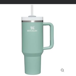 NWT Limited Edition Stanley Quencher H2.0 40oz Tumbler Eucalyptus
